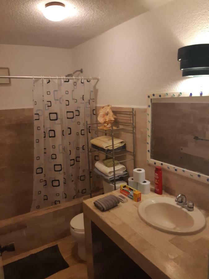 Pok-ta-pok Apartment